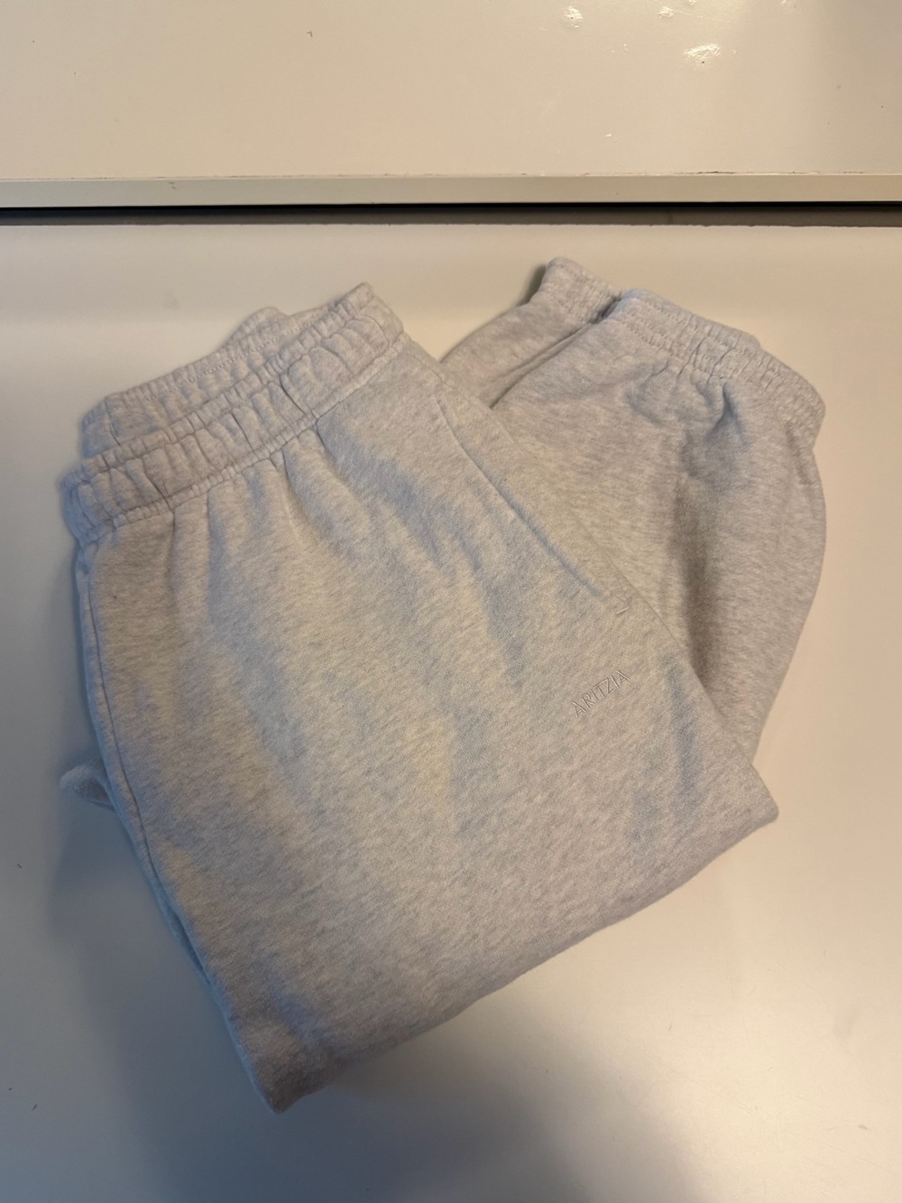 Aritzia Cozy Sweatfleece Mega Joggers